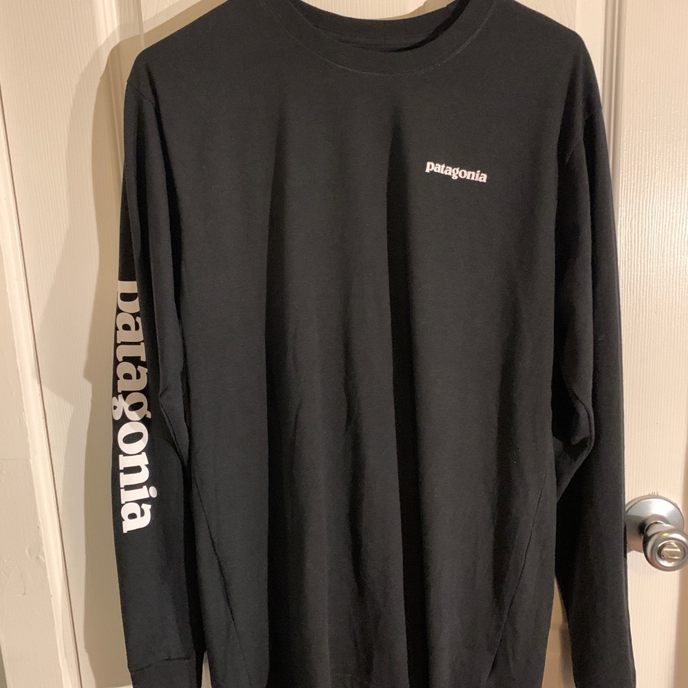 Mens Patagonia long sleeve shirt